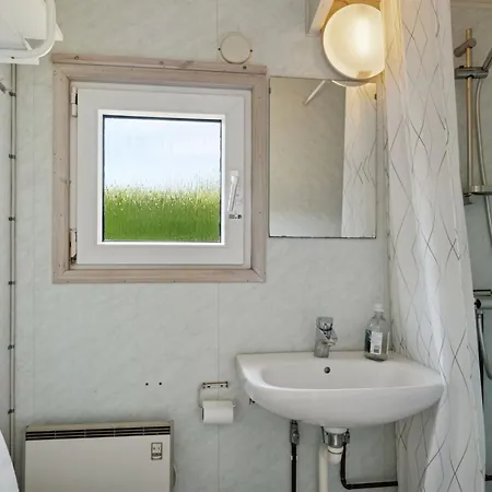 Auti - 300m From The Sea By Interhome 度假居 *